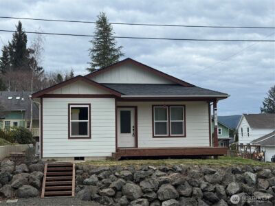 403 A Street , South Bend, WA 98586