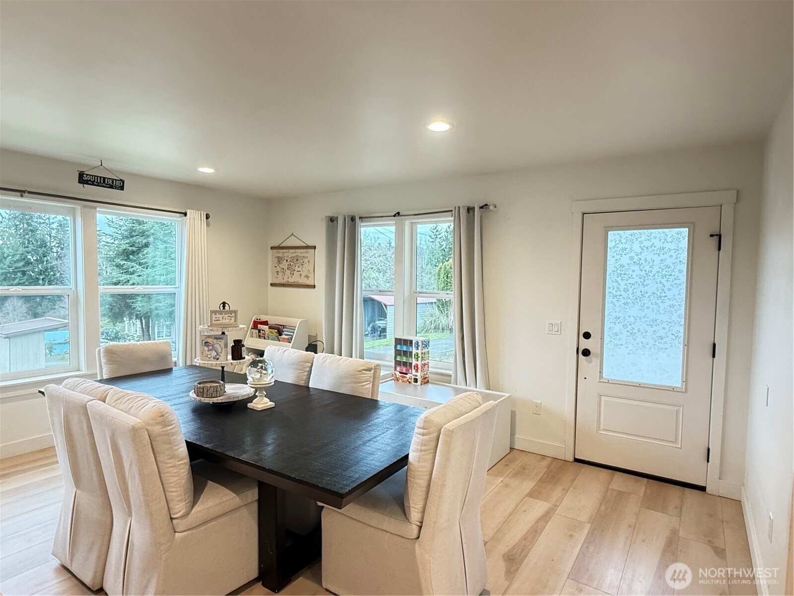 403 A Street , South Bend, WA 98586