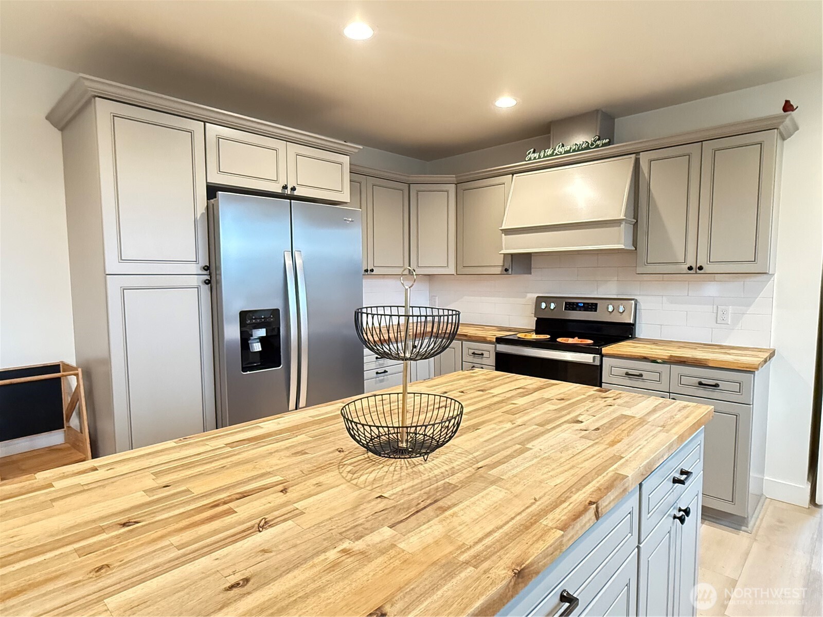 403 A Street , South Bend, WA 98586