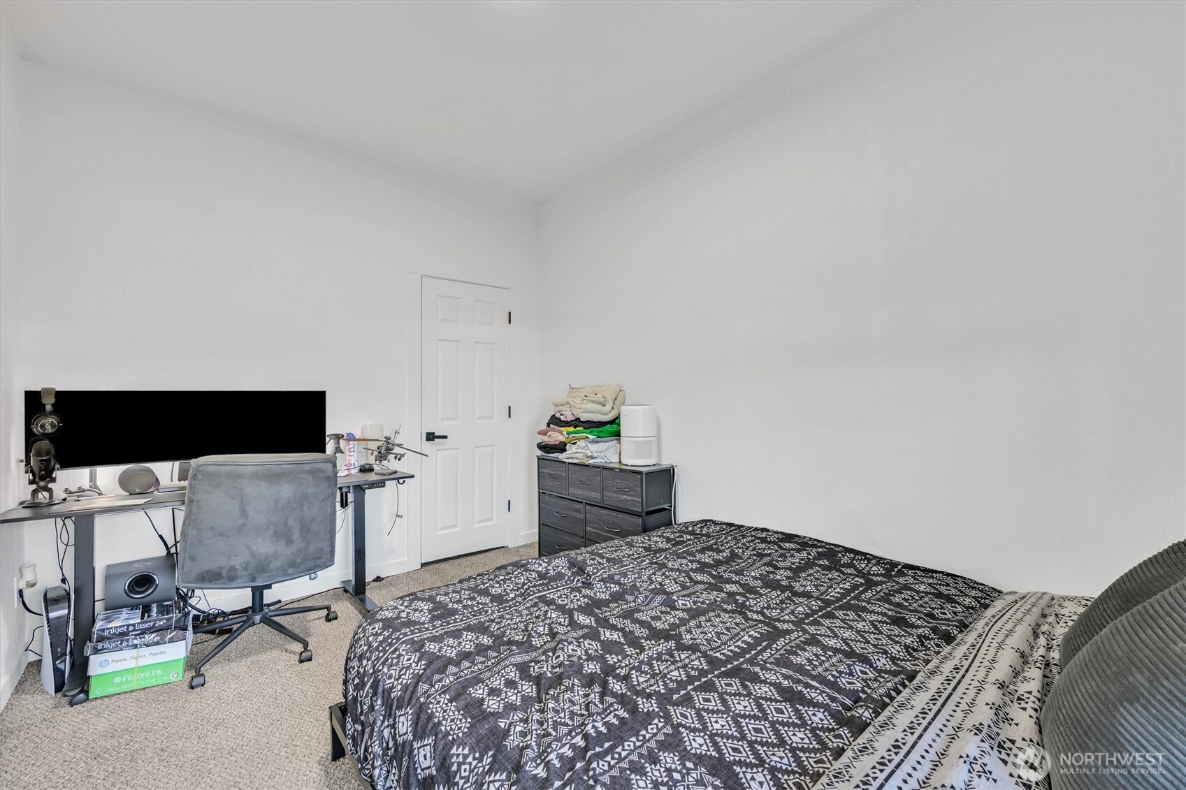6004 S Lawrence Street , Tacoma, WA 98409