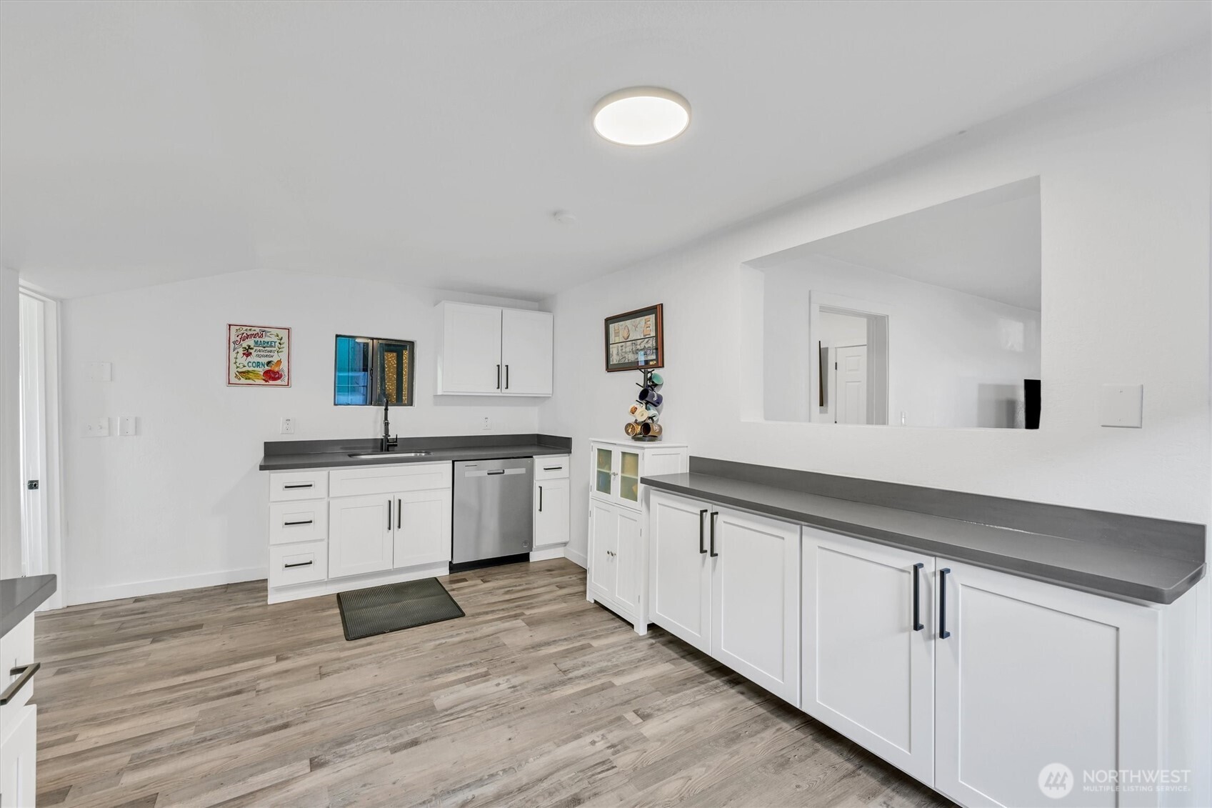 6004 S Lawrence Street , Tacoma, WA 98409