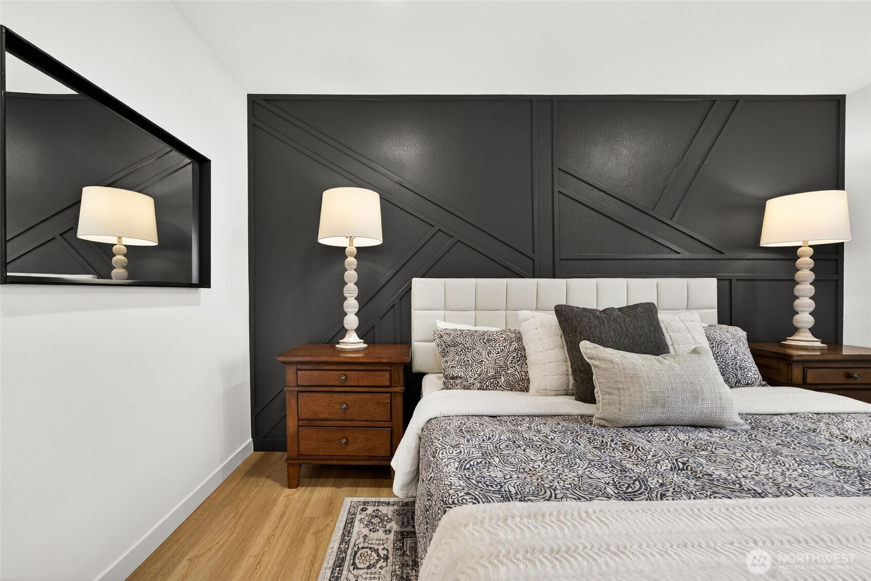 2311 NE 6th Place , Renton, WA 98056-3605