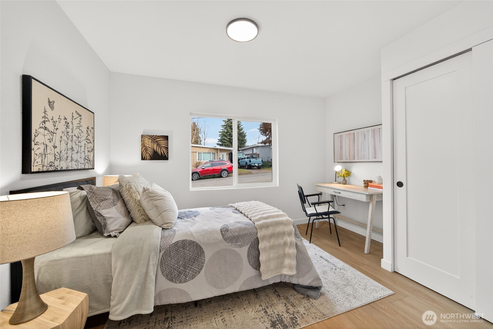 2311 NE 6th Place , Renton, WA 98056-3605