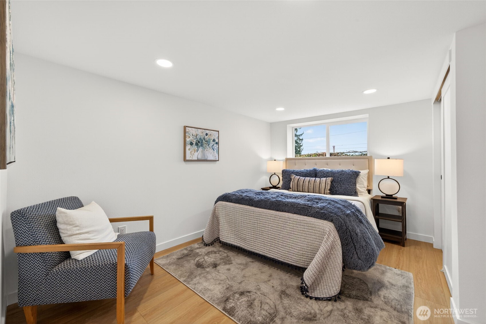 2311 NE 6th Place , Renton, WA 98056-3605