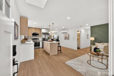 2311 NE 6th Place , Renton, WA 98056-3605 - Photo 4