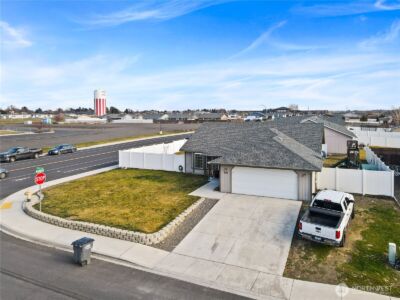 925 S 11th Avenue , Othello, WA 99344