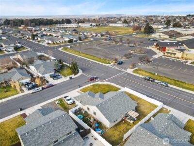 925 S 11th Avenue , Othello, WA 99344 - Photo 8