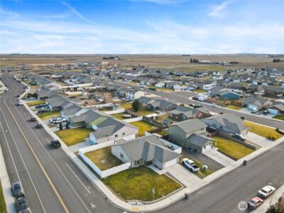925 S 11th Avenue , Othello, WA 99344 - Photo 9