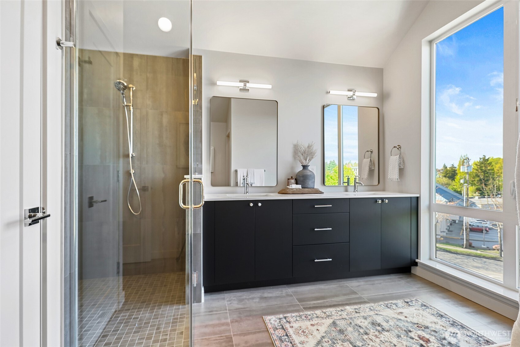 9752 B Holman Road NW, Seattle, WA 98117