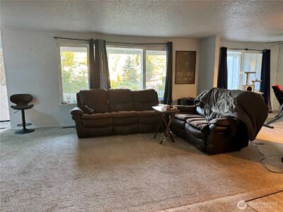 13801 Dana Lane E, Puyallup, WA 98373 - Photo 4