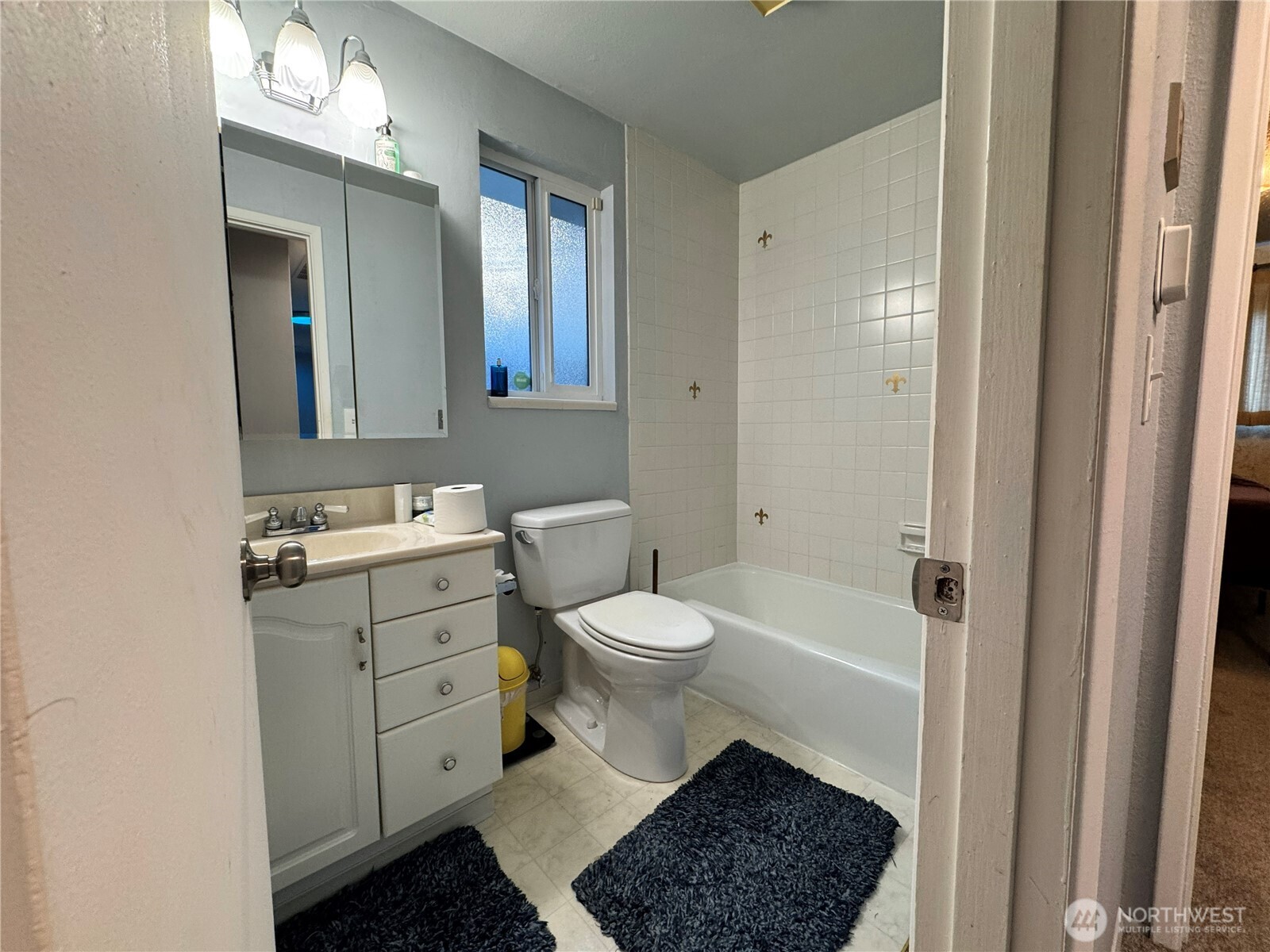 13801 Dana Lane E, Puyallup, WA 98373