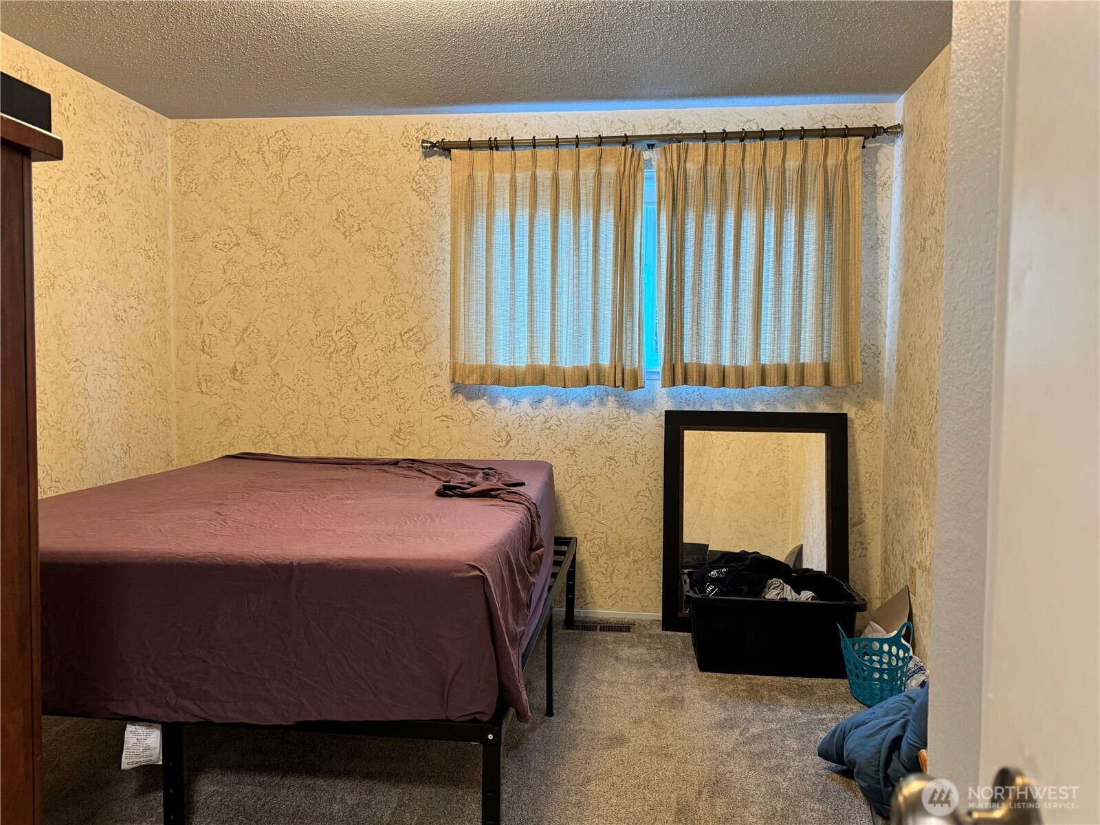 13801 Dana Lane E, Puyallup, WA 98373