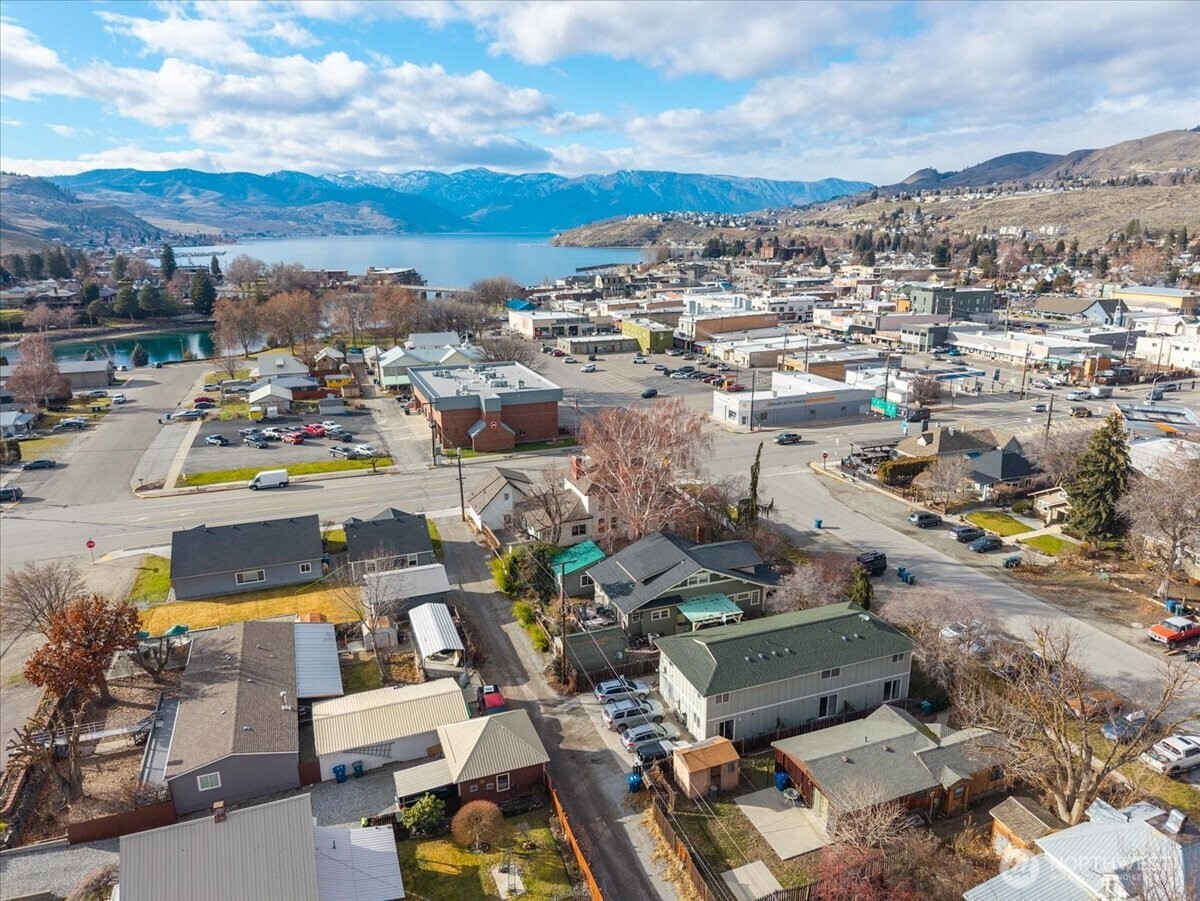 316 E Wapato Avenue #1, Chelan, WA 98816