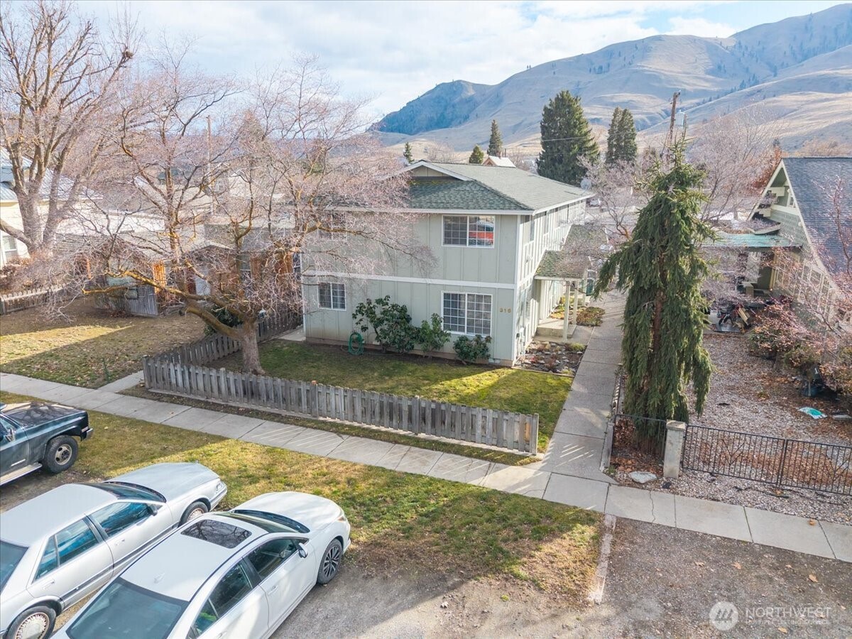 316 E Wapato Avenue #1, Chelan, WA 98816