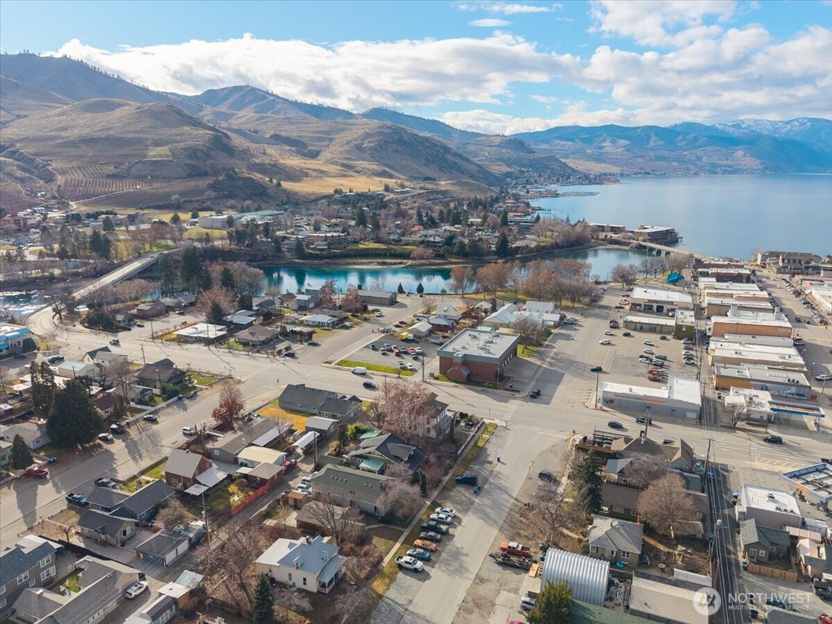 316 E Wapato Avenue #1, Chelan, WA 98816