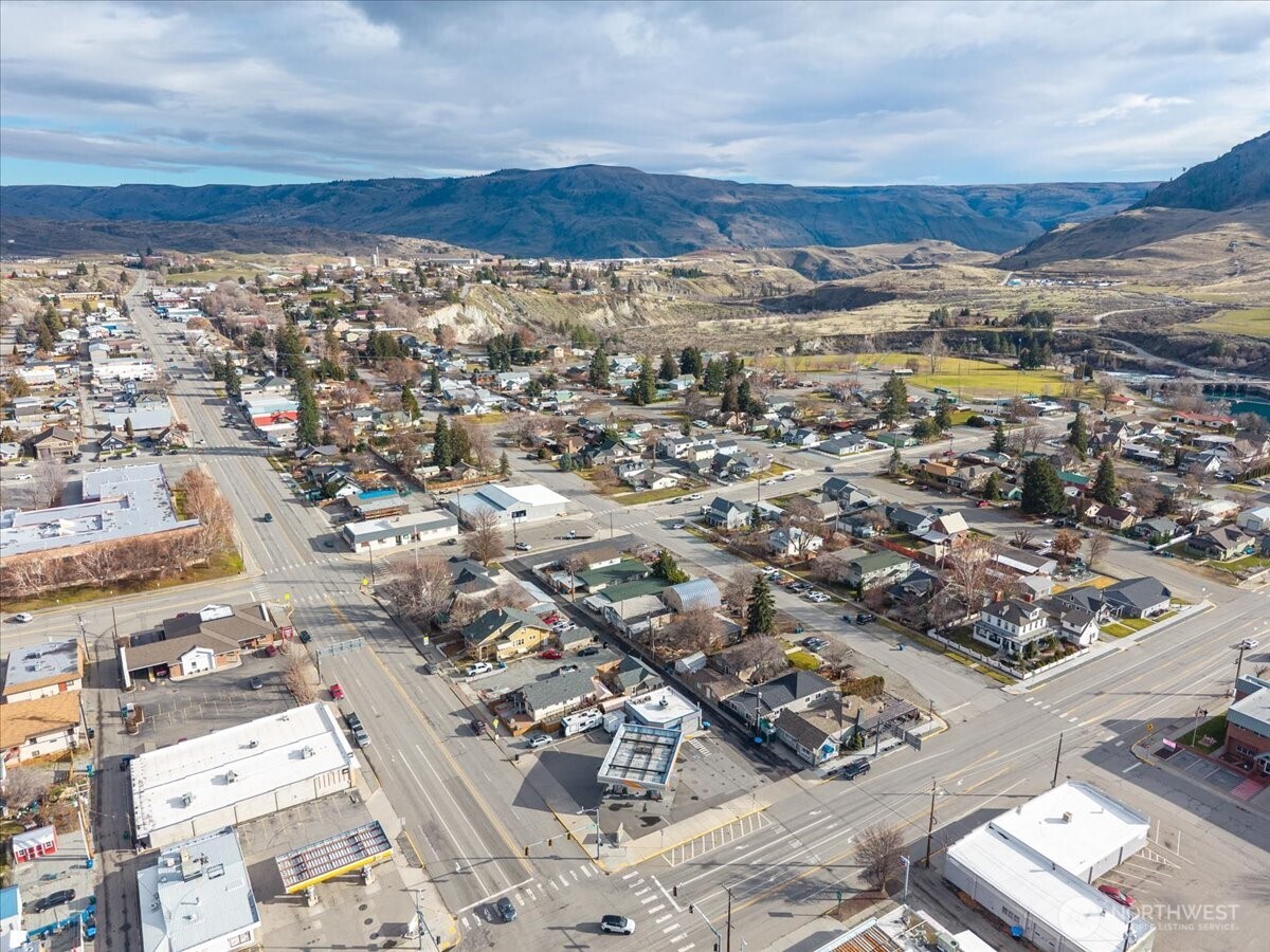 316 E Wapato Avenue #1, Chelan, WA 98816