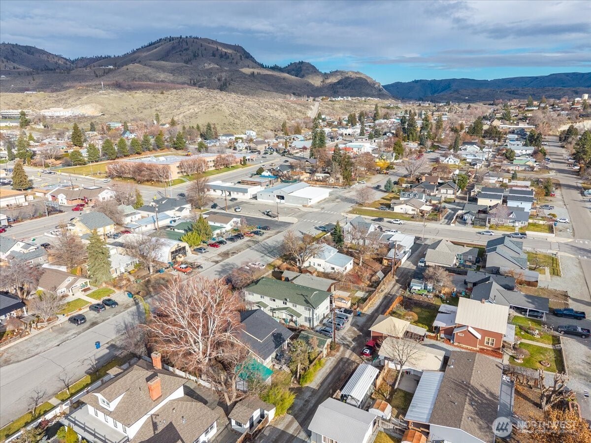 316 E Wapato Avenue #1, Chelan, WA 98816