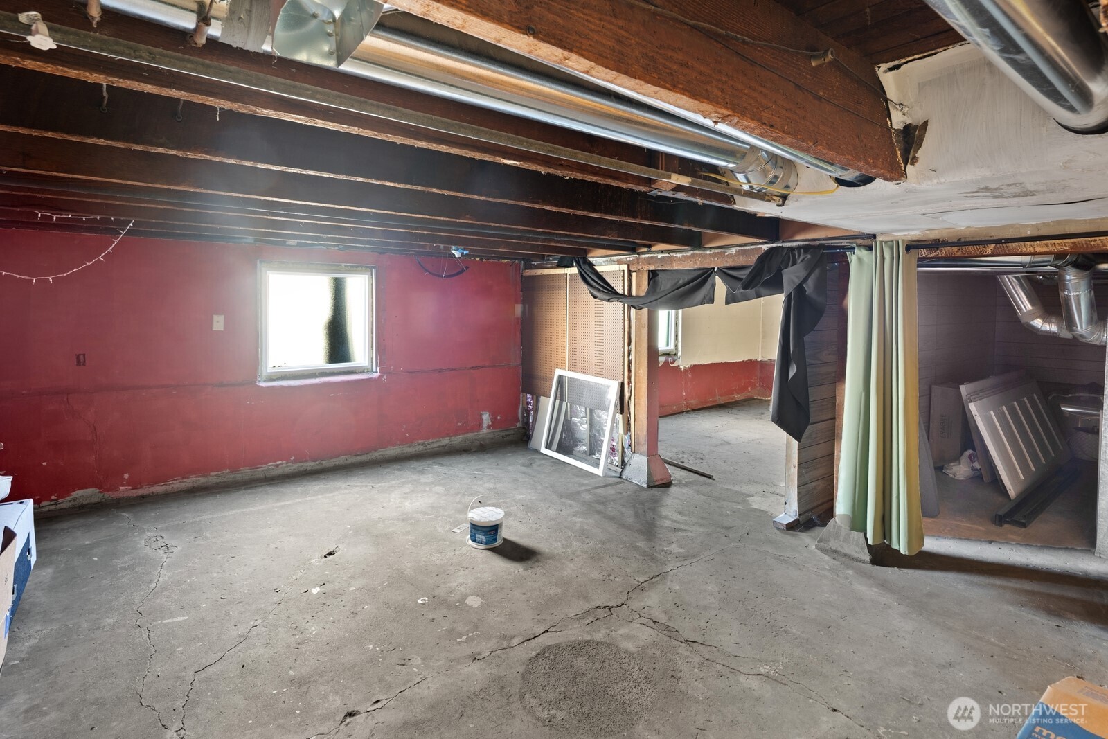 2011 E James Street , Seattle, WA 98122