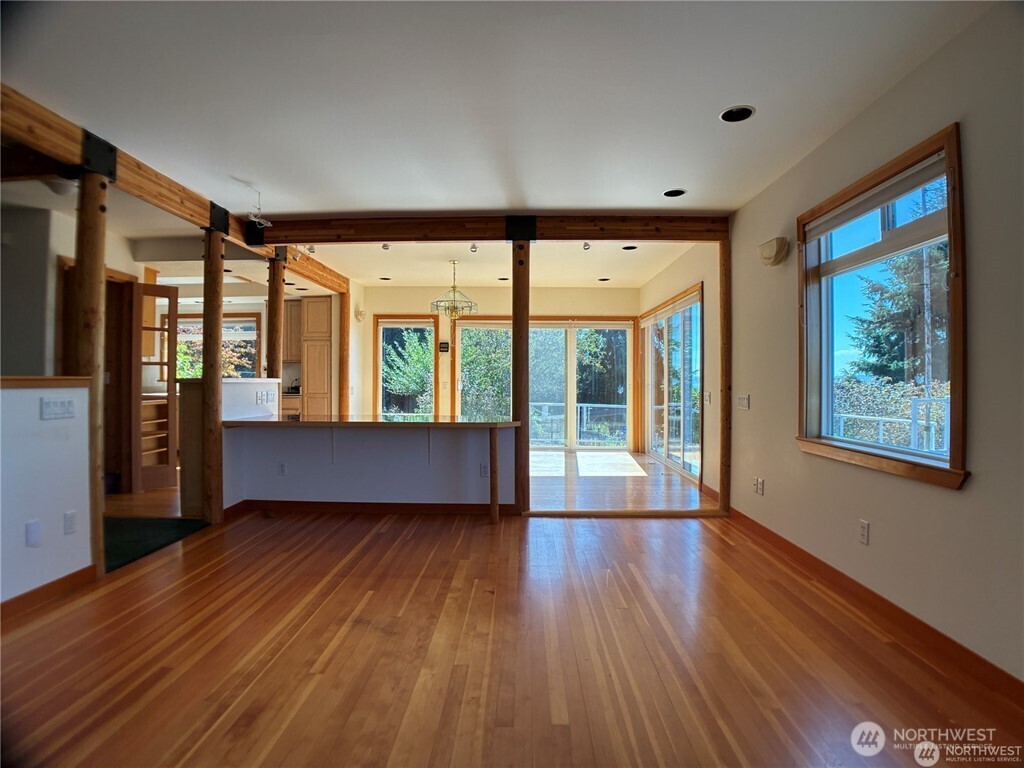 4957 Scurlock Road , Freeland, WA 98249