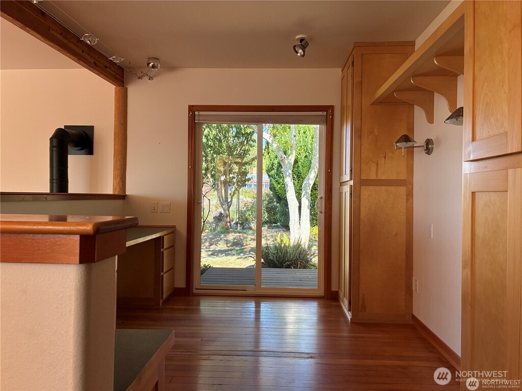 4957 Scurlock Road , Freeland, WA 98249