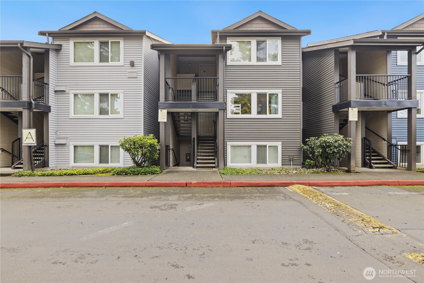 26205 116th Avenue SE #A-203, Kent, WA 98030