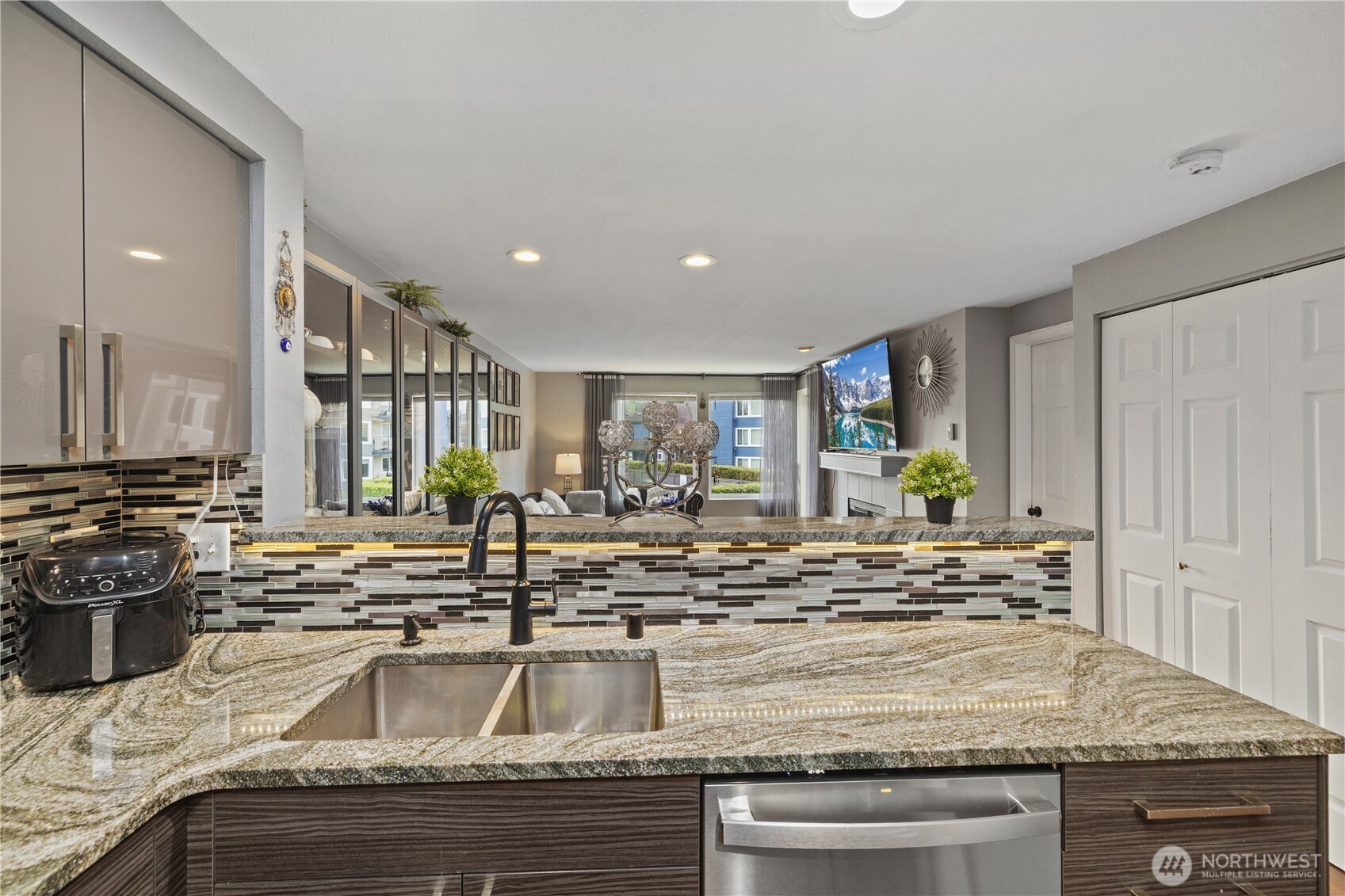 26205 116th Avenue SE #A-203, Kent, WA 98030