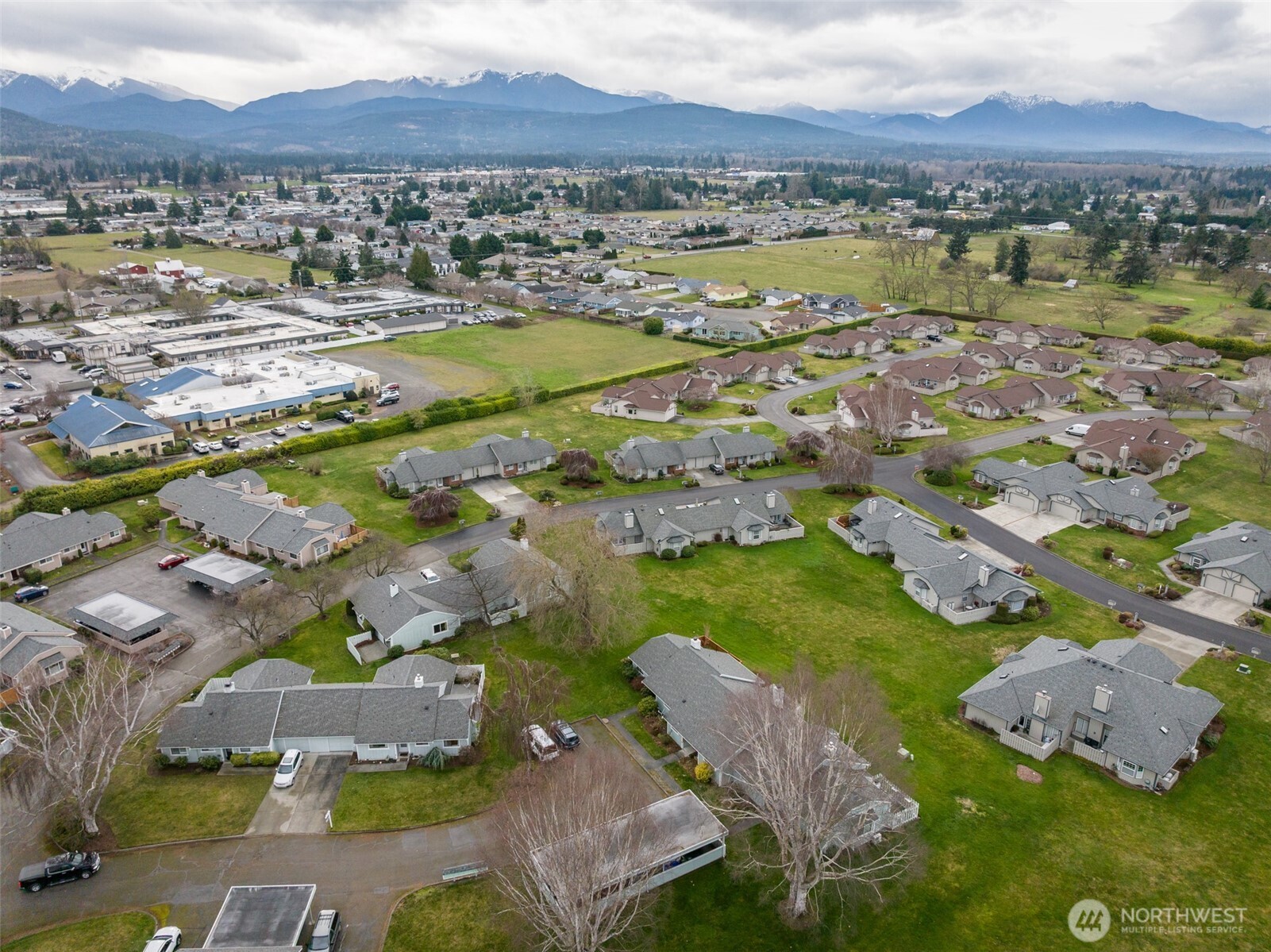 844 N Canterbury Court , Sequim, WA 98382