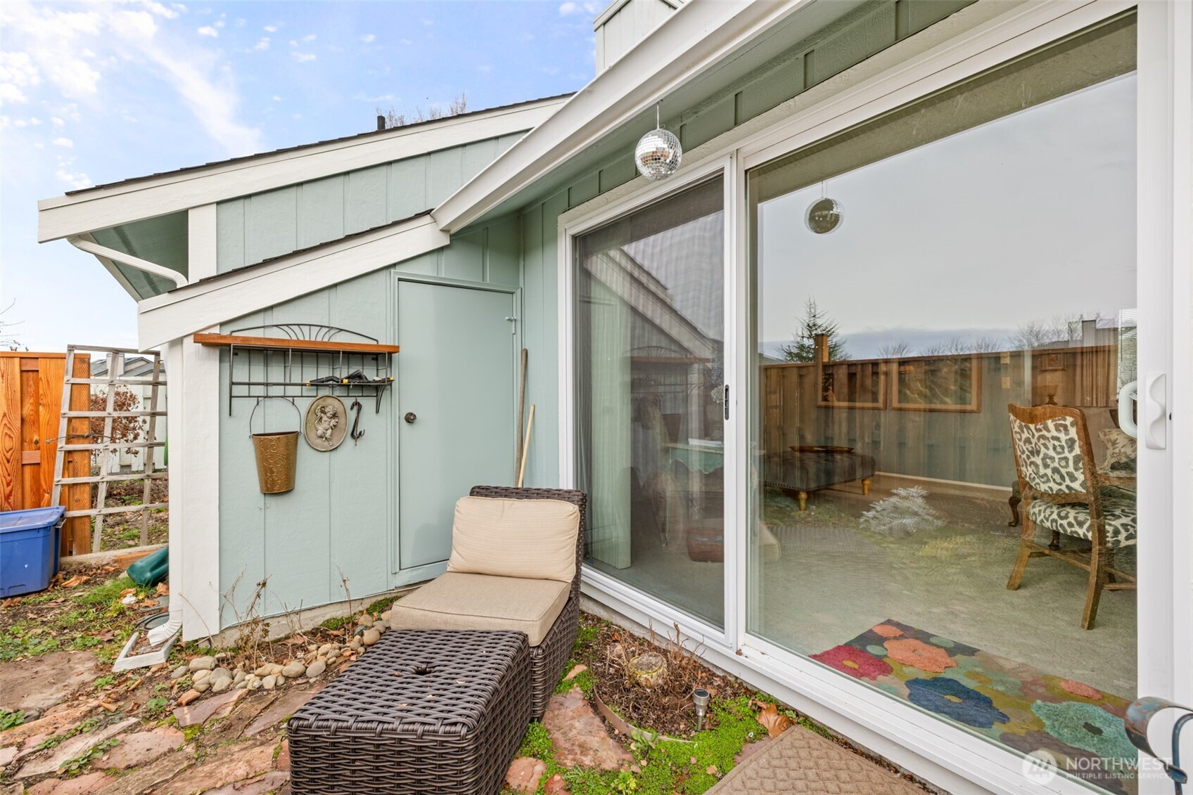 844 N Canterbury Court , Sequim, WA 98382