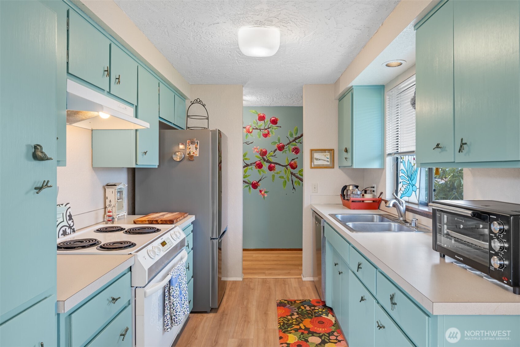 844 N Canterbury Court , Sequim, WA 98382