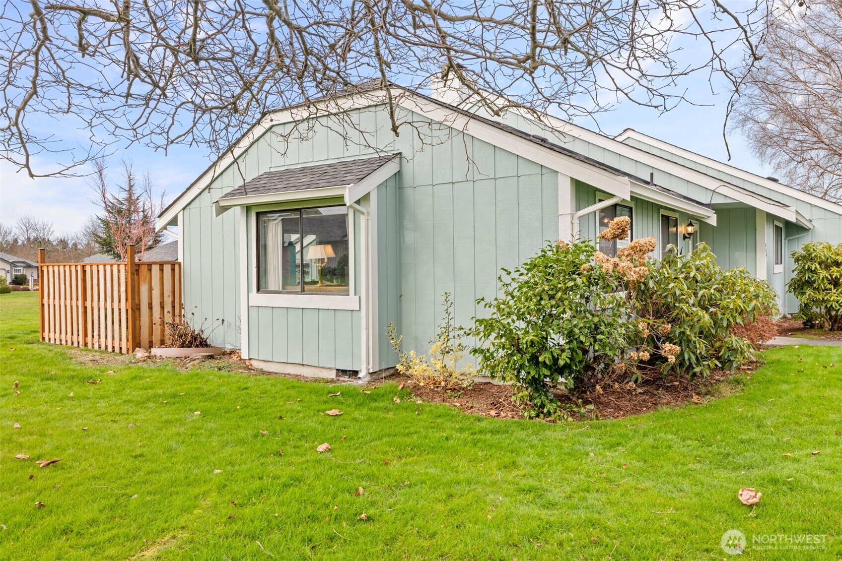 844 N Canterbury Court , Sequim, WA 98382