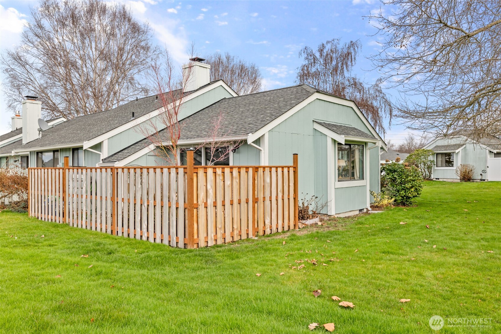 844 N Canterbury Court , Sequim, WA 98382