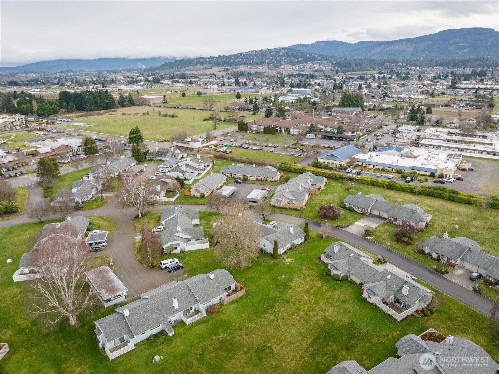 844 N Canterbury Court , Sequim, WA 98382