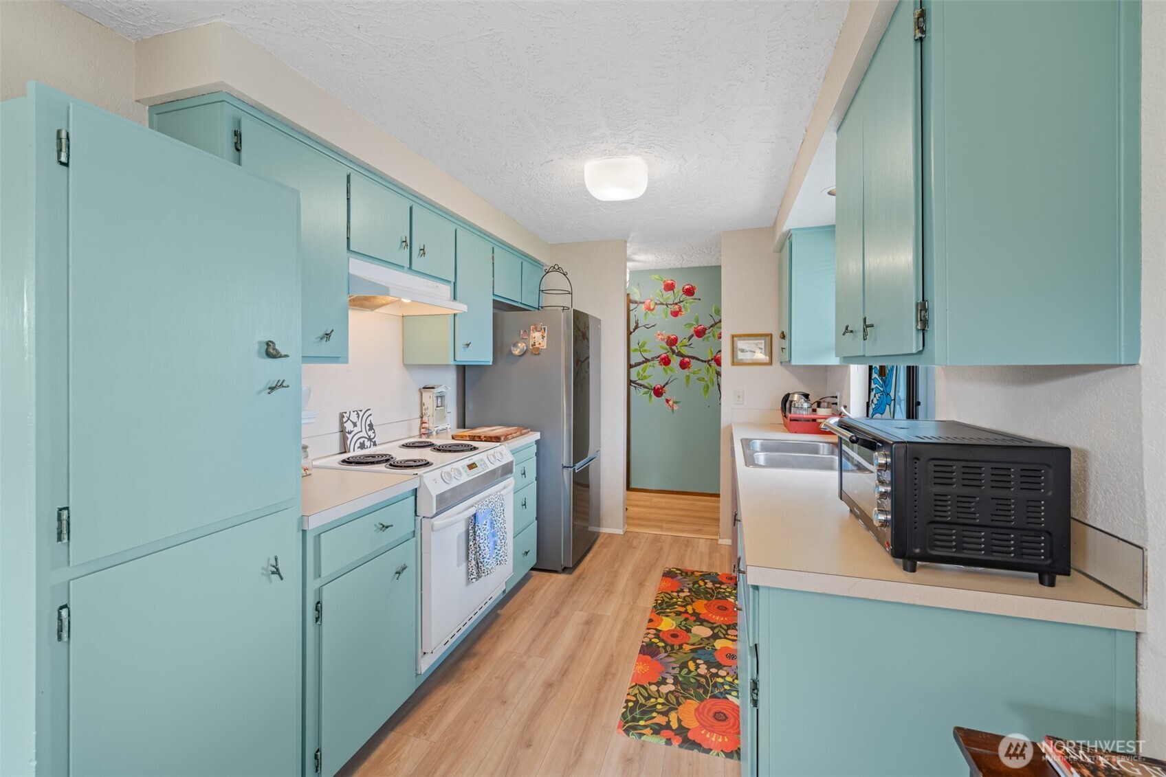 844 N Canterbury Court , Sequim, WA 98382