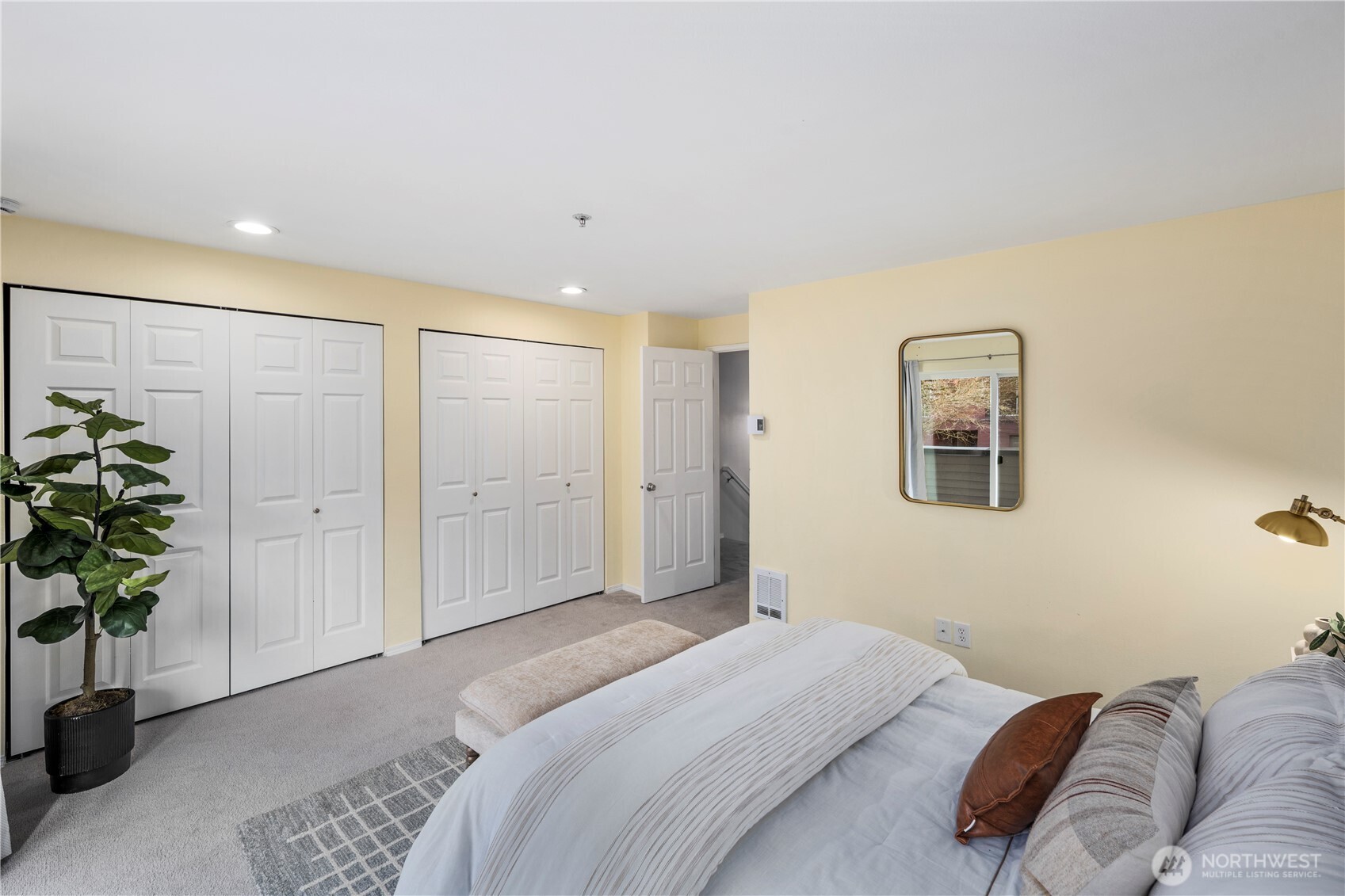 15805 Waynita Way NE #D204, Bothell, WA 98011