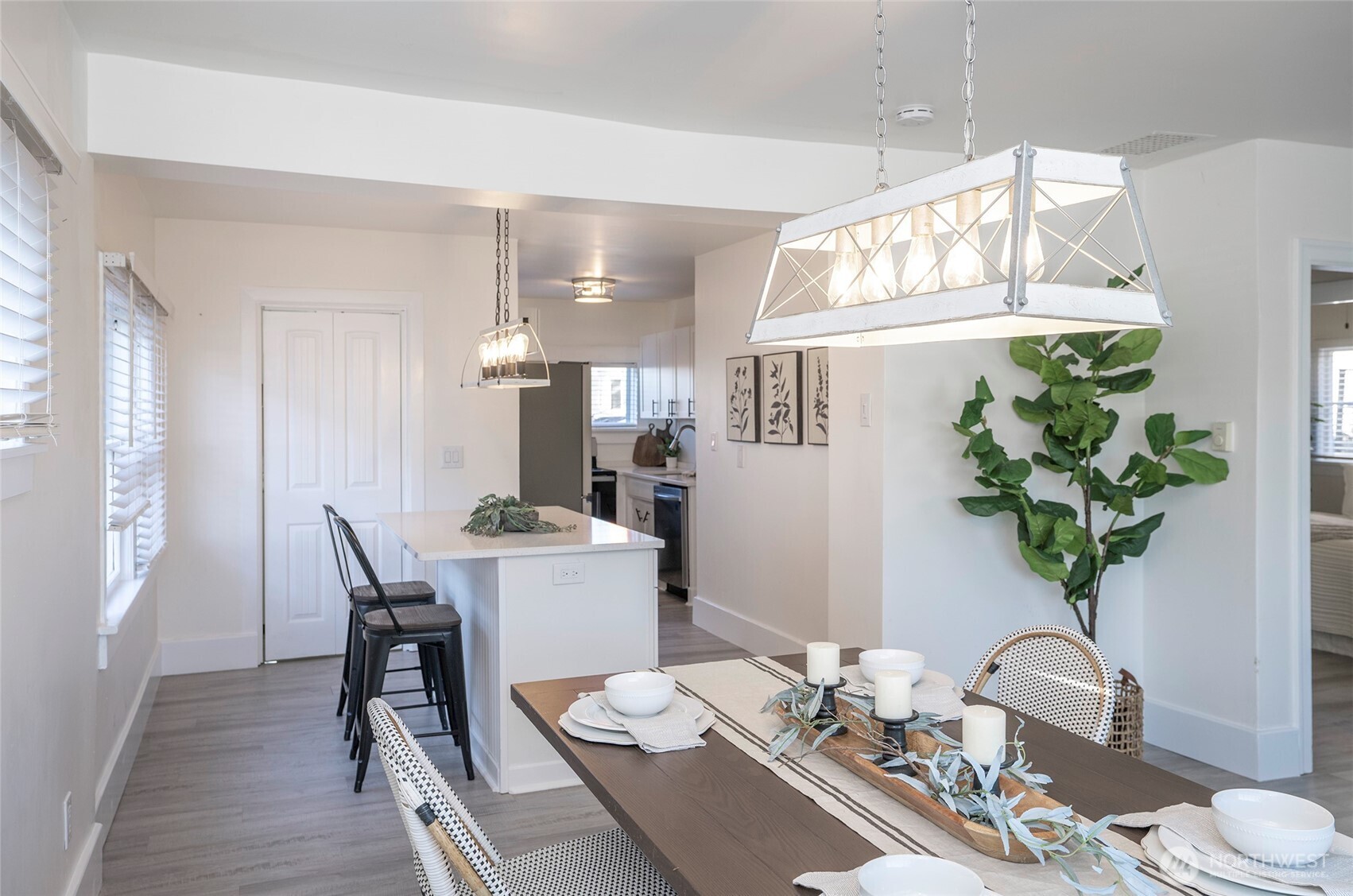 624 N State Street , Tacoma, WA 98403