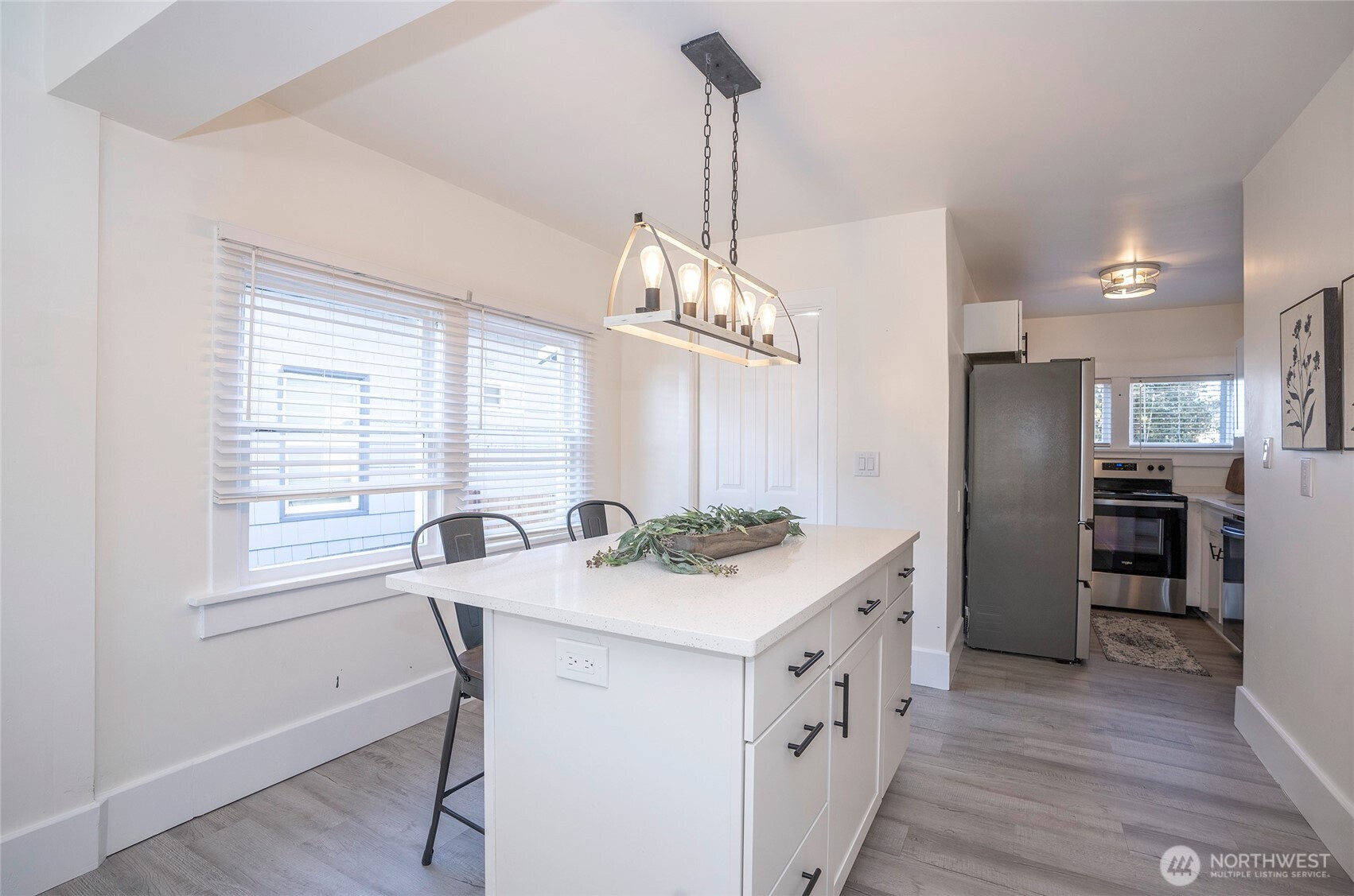 624 N State Street , Tacoma, WA 98403