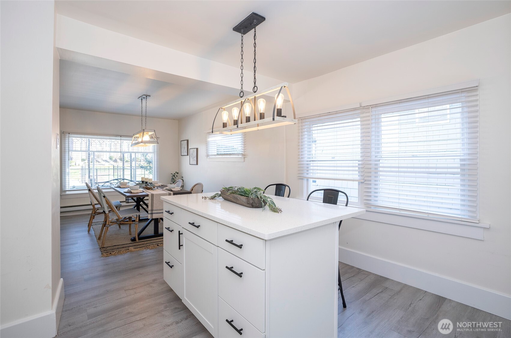 624 N State Street , Tacoma, WA 98403