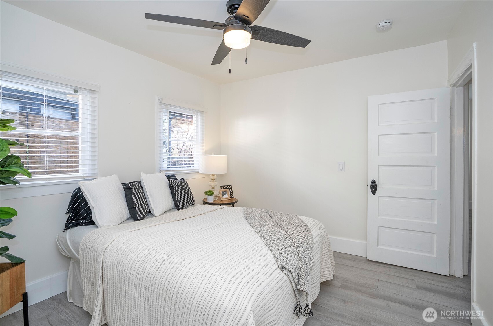 624 N State Street , Tacoma, WA 98403