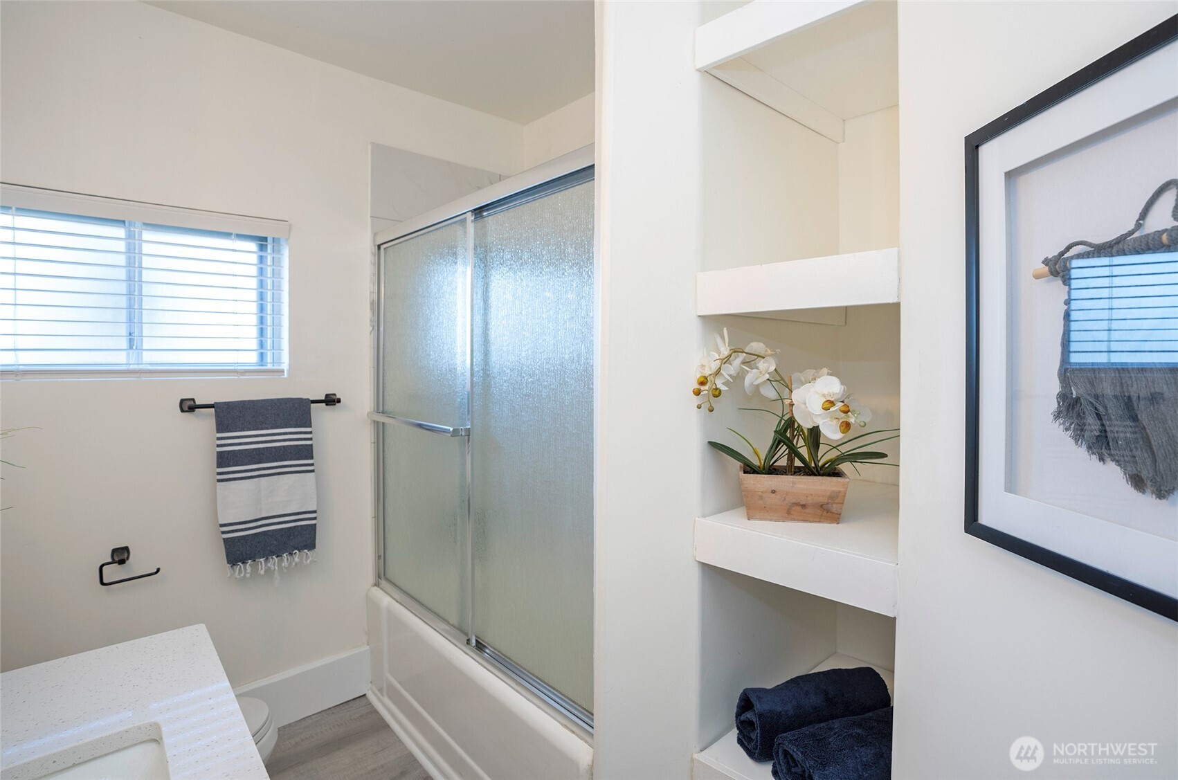 624 N State Street , Tacoma, WA 98403