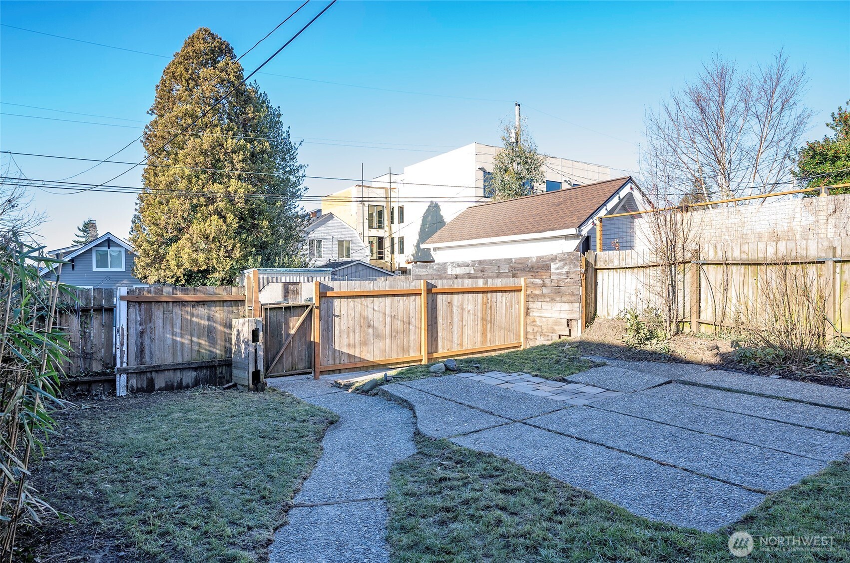 624 N State Street , Tacoma, WA 98403