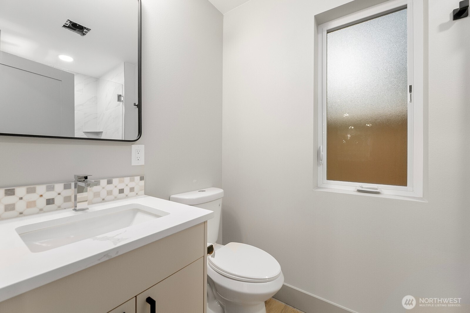 13007 1st Avenue NE, Seattle, WA 98125