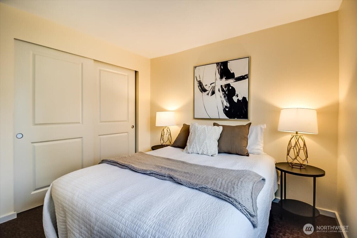 12404 E Gibson Road #D101, Everett, WA 98204