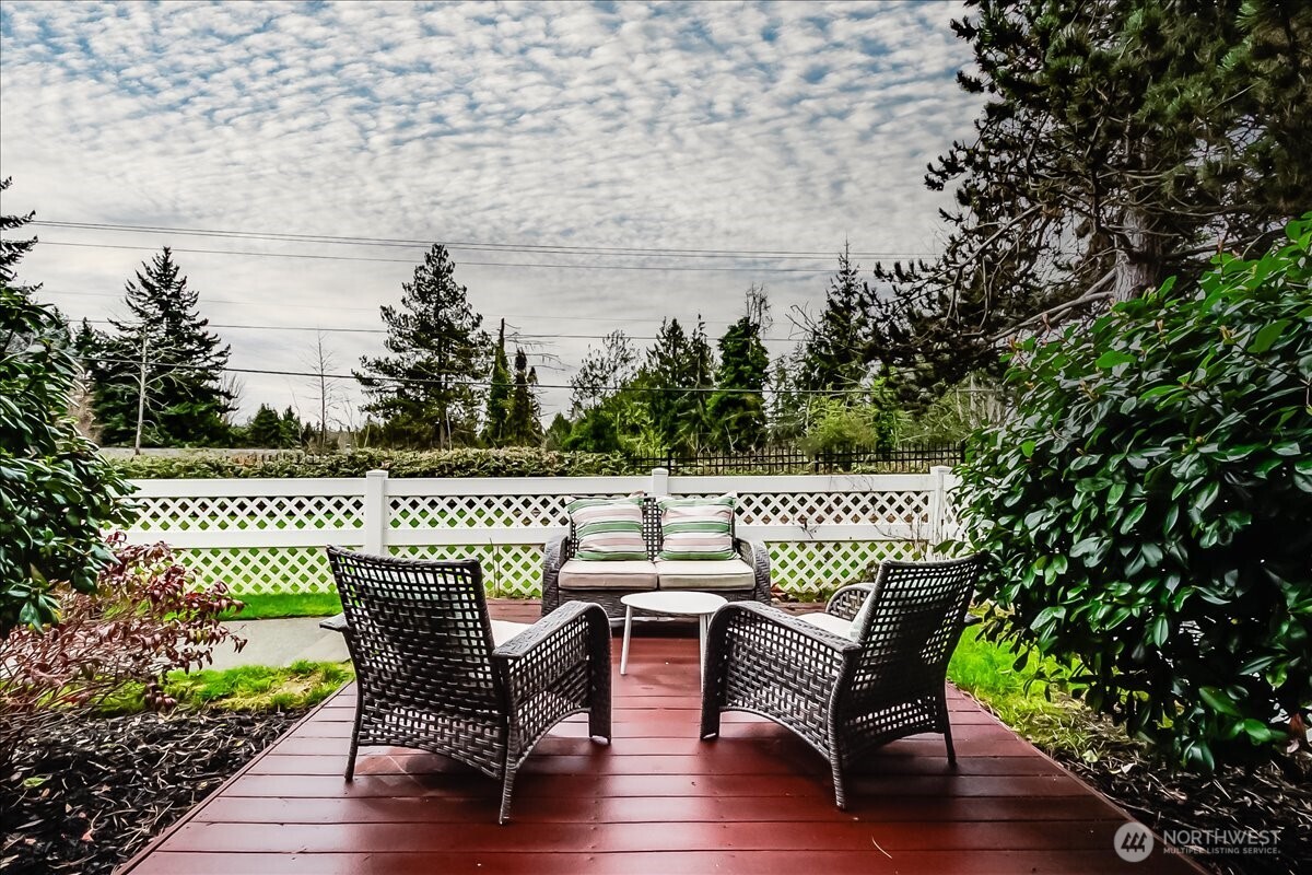 12404 E Gibson Road #D101, Everett, WA 98204