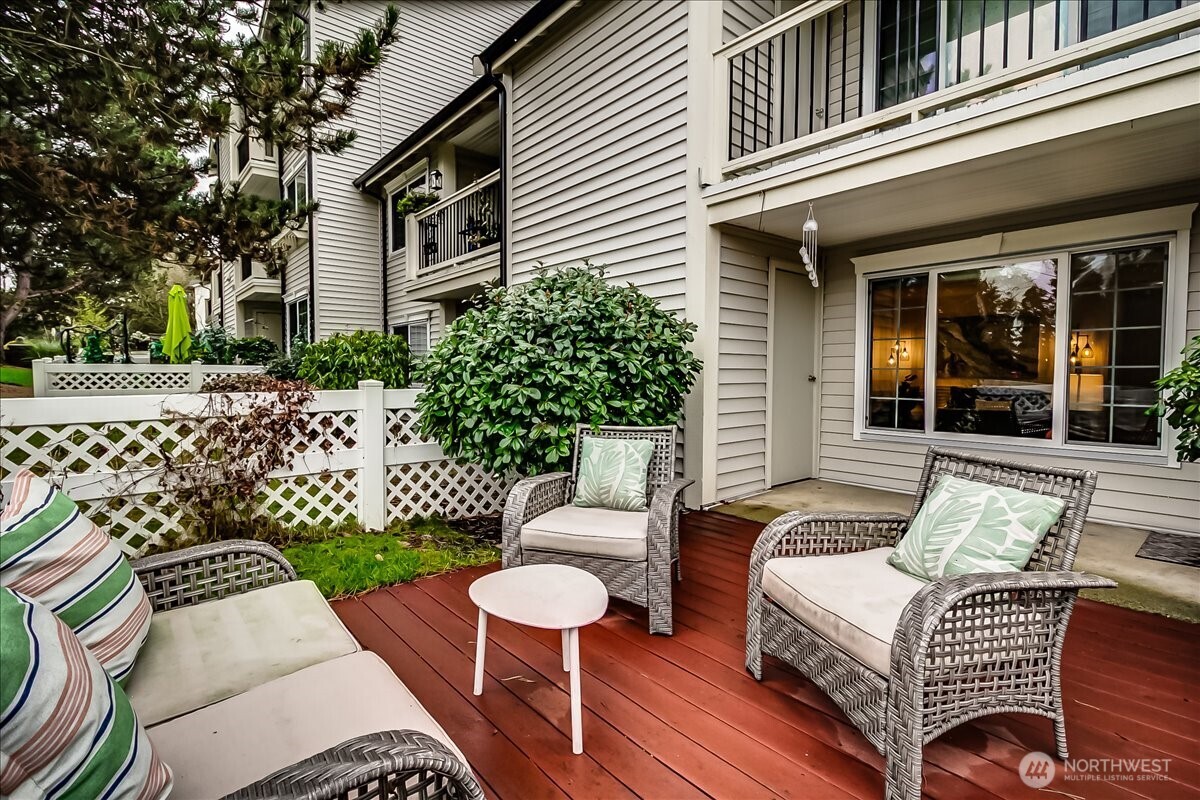 12404 E Gibson Road #D101, Everett, WA 98204