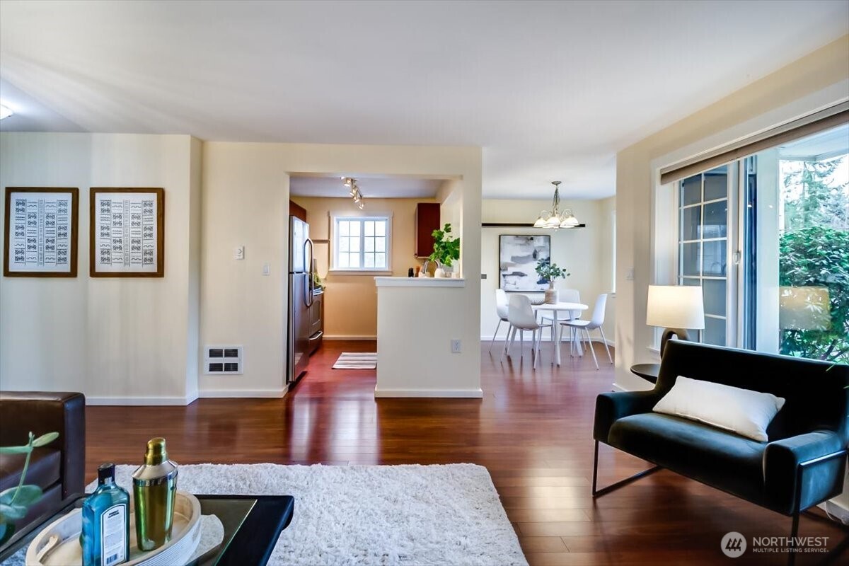 12404 E Gibson Road #D101, Everett, WA 98204