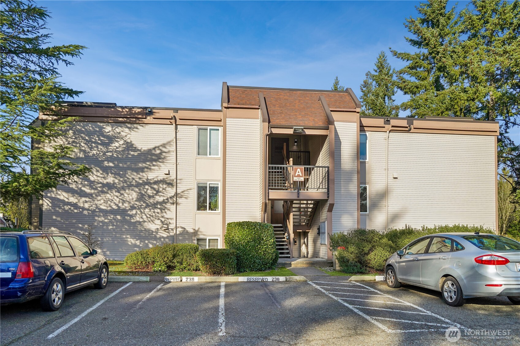 14650 NE 32nd Street #A-11, Bellevue, WA 98007