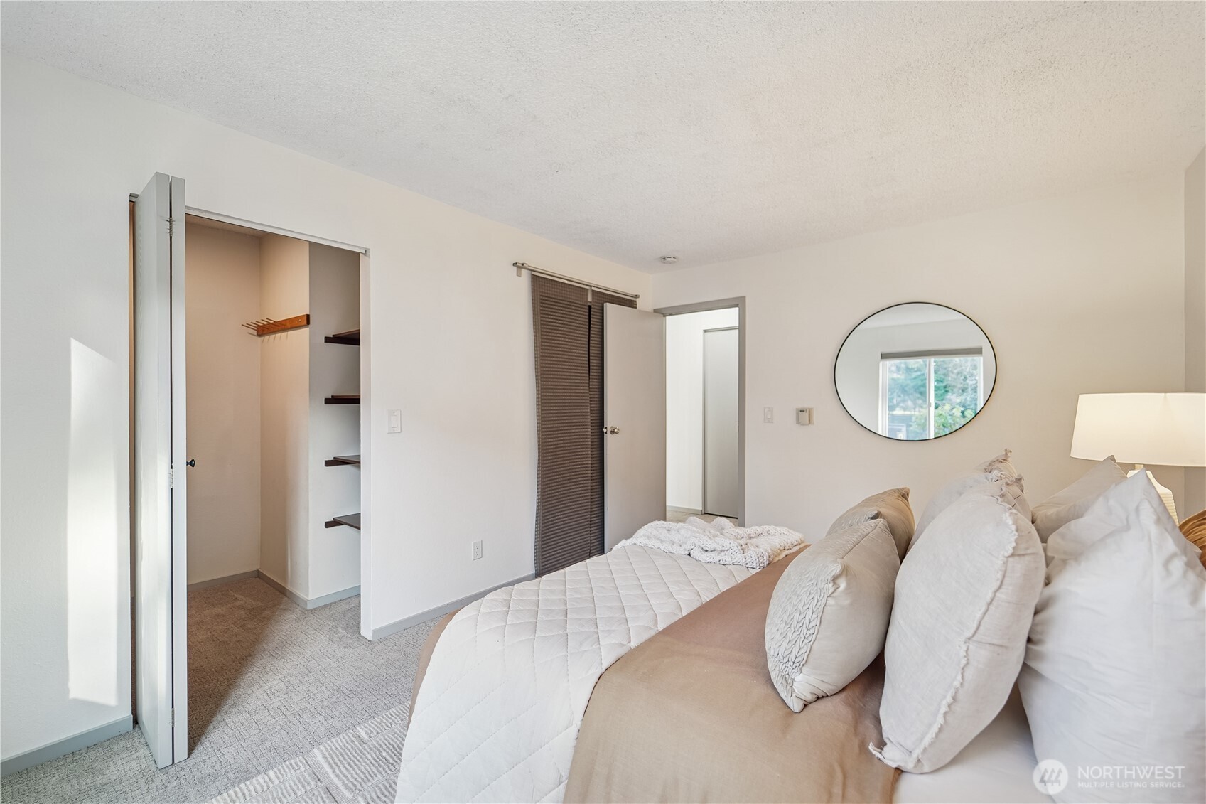 14650 NE 32nd Street #A-11, Bellevue, WA 98007