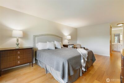 2565 Dexter Avenue N #103, Seattle, WA 98109 - Photo 15