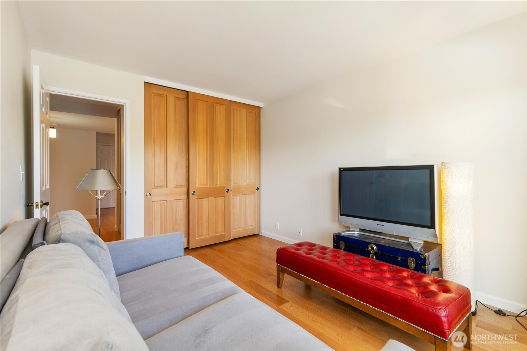 2565 Dexter Avenue N #103, Seattle, WA 98109