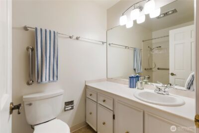 2565 Dexter Avenue N #103, Seattle, WA 98109 - Photo 22